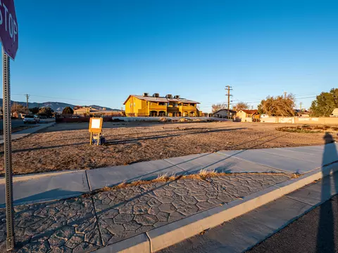 16014 K St, Mojave, CA 93501 photo 4
