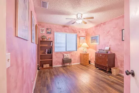 2604 Macfarlane Dr, Lancaster, CA 93536 photo 21
