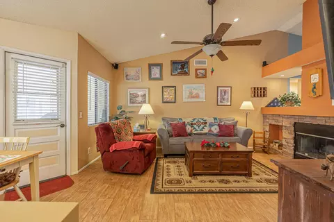 2604 Macfarlane Dr, Lancaster, CA 93536 photo 18
