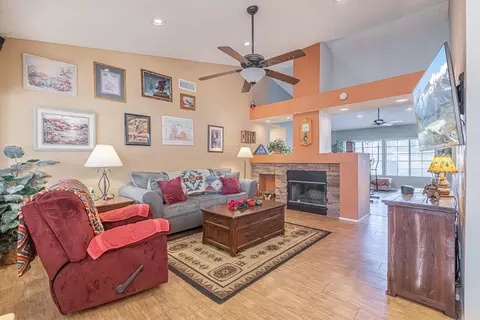 2604 Macfarlane Dr, Lancaster, CA 93536 photo 13