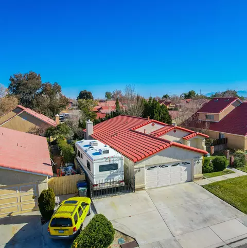 43656 E 17th St, Lancaster, CA 93535 photo 2