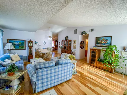 43656 E 17th St, Lancaster, CA 93535 photo 6