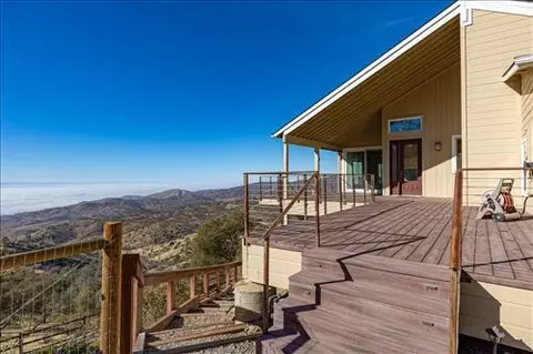 30101 Dove Ct, Tehachapi, CA 93561 photo 1