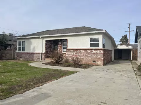 421 E St, Tehachapi, CA 93561 photo 2