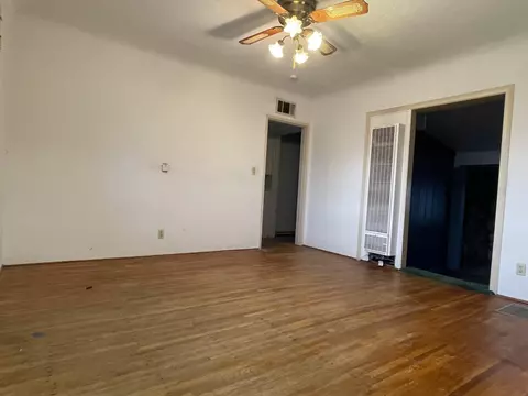 421 E St, Tehachapi, CA 93561 photo 5