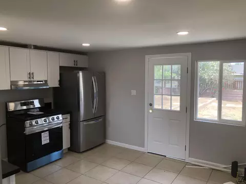 1247 E R5 Ave, Palmdale, CA 93550 photo 7