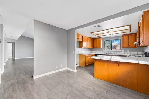 37735 Tackstem St, Palmdale, CA 93552 photo 8