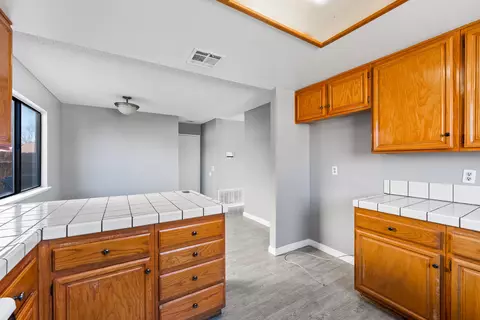 37735 Tackstem St, Palmdale, CA 93552 photo 11