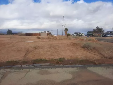 Isabella Boulevard, California City, CA 93505