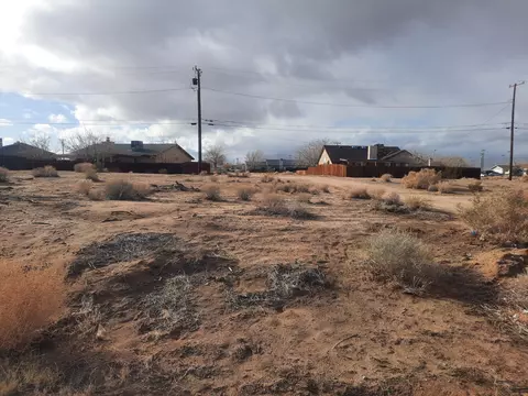 Isabella Boulevard, California City, CA 93505