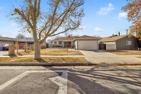 1420 Boyden Ave, Lancaster, CA 93534 photo 1