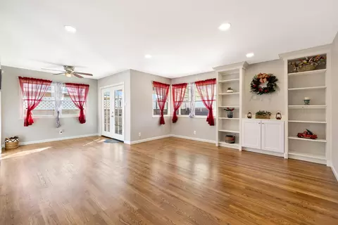 1420 Boyden Ave, Lancaster, CA 93534 photo 2
