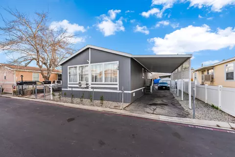 3255 Avenue R E #SPC 196, Palmdale, CA 93550