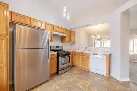 6217 Nova Dr, Lancaster, CA 93536 photo 9