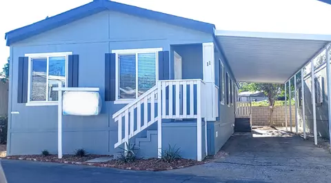 11 Portola Rd #11, Mission Hills, CA 91354