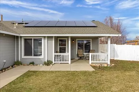 21471 Santa Barbara Dr, Tehachapi, CA 93561 photo 3