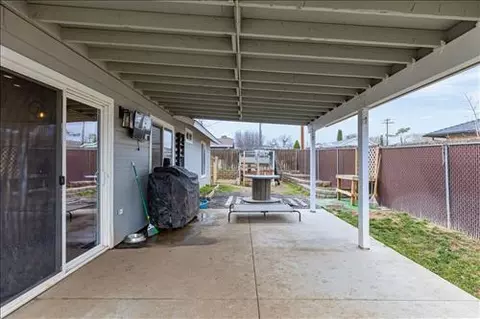 21471 Santa Barbara Dr, Tehachapi, CA 93561 photo 23