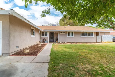 44300 Rawdon Ave, Lancaster, CA 93535 photo 3