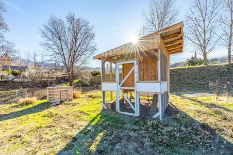21806 Mariposa Rd, Tehachapi, CA 93561 photo 43