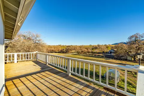 21806 Mariposa Rd, Tehachapi, CA 93561 photo 21