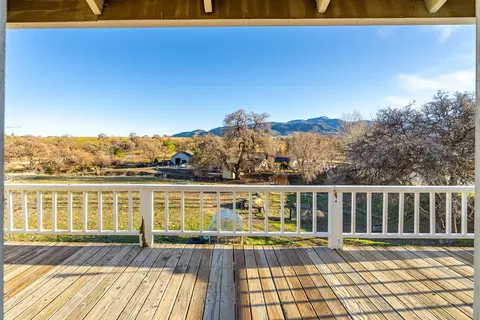 21806 Mariposa Rd, Tehachapi, CA 93561 photo 20