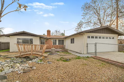 43450 E 6th St, Lancaster, CA 93535 photo 1