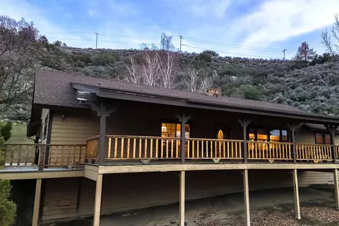 26400 Cumberland Rd, Tehachapi, CA 93561 photo 8