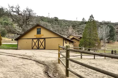26400 Cumberland Rd, Tehachapi, CA 93561 photo 14