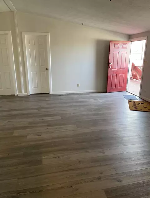 47454 Division St, Lancaster, CA 93535 photo 3