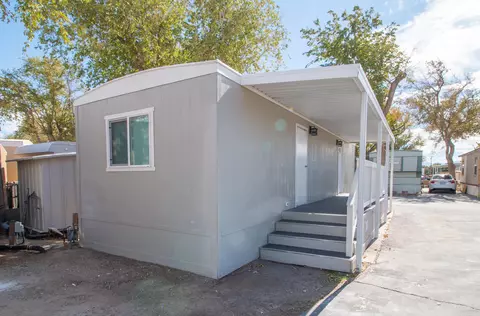 45131 28th Street East Spc 7 E #., Lancaster, CA 93535 photo 3