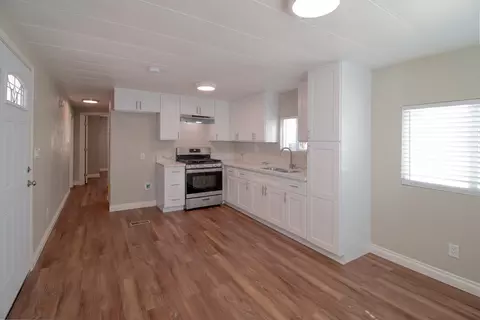 45131 28th Street East Spc 7 E #., Lancaster, CA 93535 photo 7