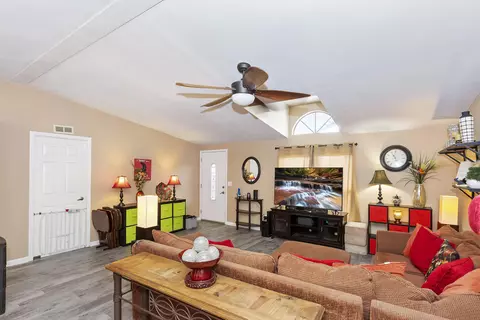 45465 25th Street East Ave I St E #SPC 42, Lancaster, CA 93535 photo 5