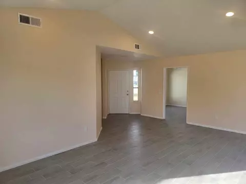 623 Twinberry Ln, Lancaster, CA 93534 photo 5