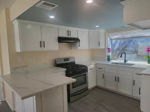 623 Twinberry Ln, Lancaster, CA 93534 photo 3