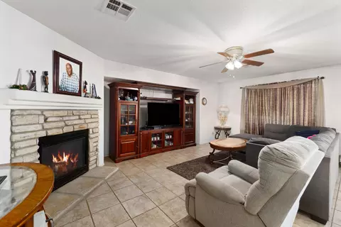 45443 E 36th St, Lancaster, CA 93535 photo 10