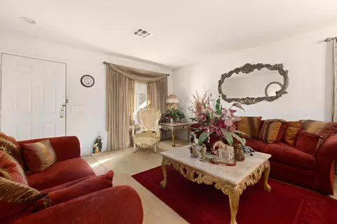 45443 E 36th St, Lancaster, CA 93535 photo 4