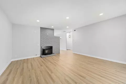 45821 Kingtree Ave, Lancaster, CA 93534 photo 8