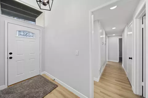 45821 Kingtree Ave, Lancaster, CA 93534 photo 5