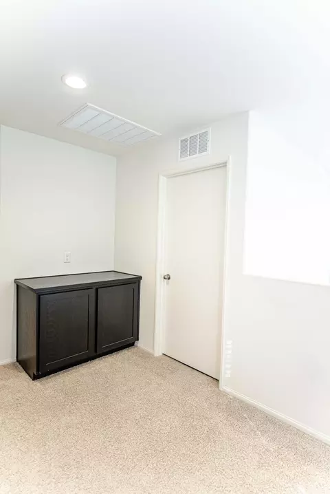 2030 Howard St, Rosamond, CA 93560 photo 34