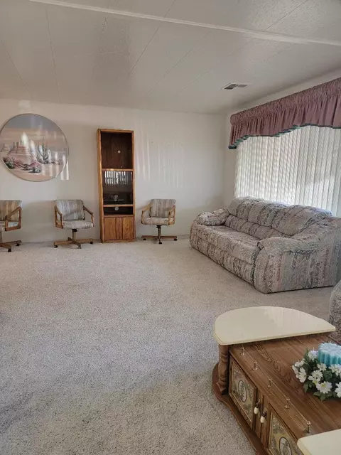 16754 E Ave X #..., Llano, CA 93544 photo 4
