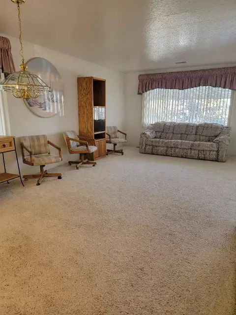 16754 E Ave X #..., Llano, CA 93544 photo 3