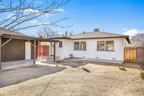 44538 Cedar Ave, Lancaster, CA 93534 photo 22