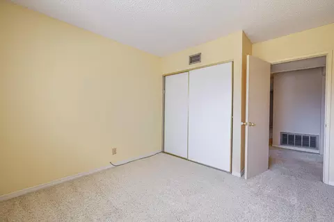 37708 26th St E, Palmdale, CA 93550 photo 11