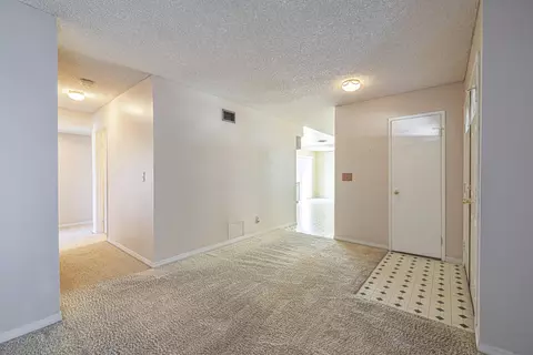 37708 26th St E, Palmdale, CA 93550 photo 4