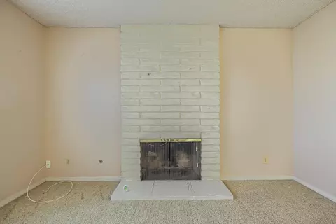 37708 26th St E, Palmdale, CA 93550 photo 3