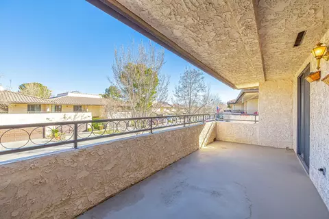 220 Eagle Ln, Palmdale, CA 93551 photo 29