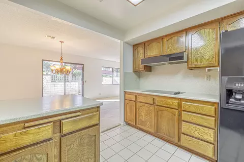 220 Eagle Ln, Palmdale, CA 93551 photo 11