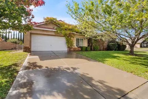 4560 Cinnabar Ave, Palmdale, CA 93551
