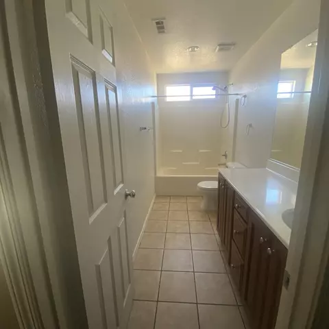 1643 E Ave J 4, Lancaster, CA 93535 photo 25