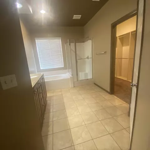 1643 E Ave J 4, Lancaster, CA 93535 photo 19